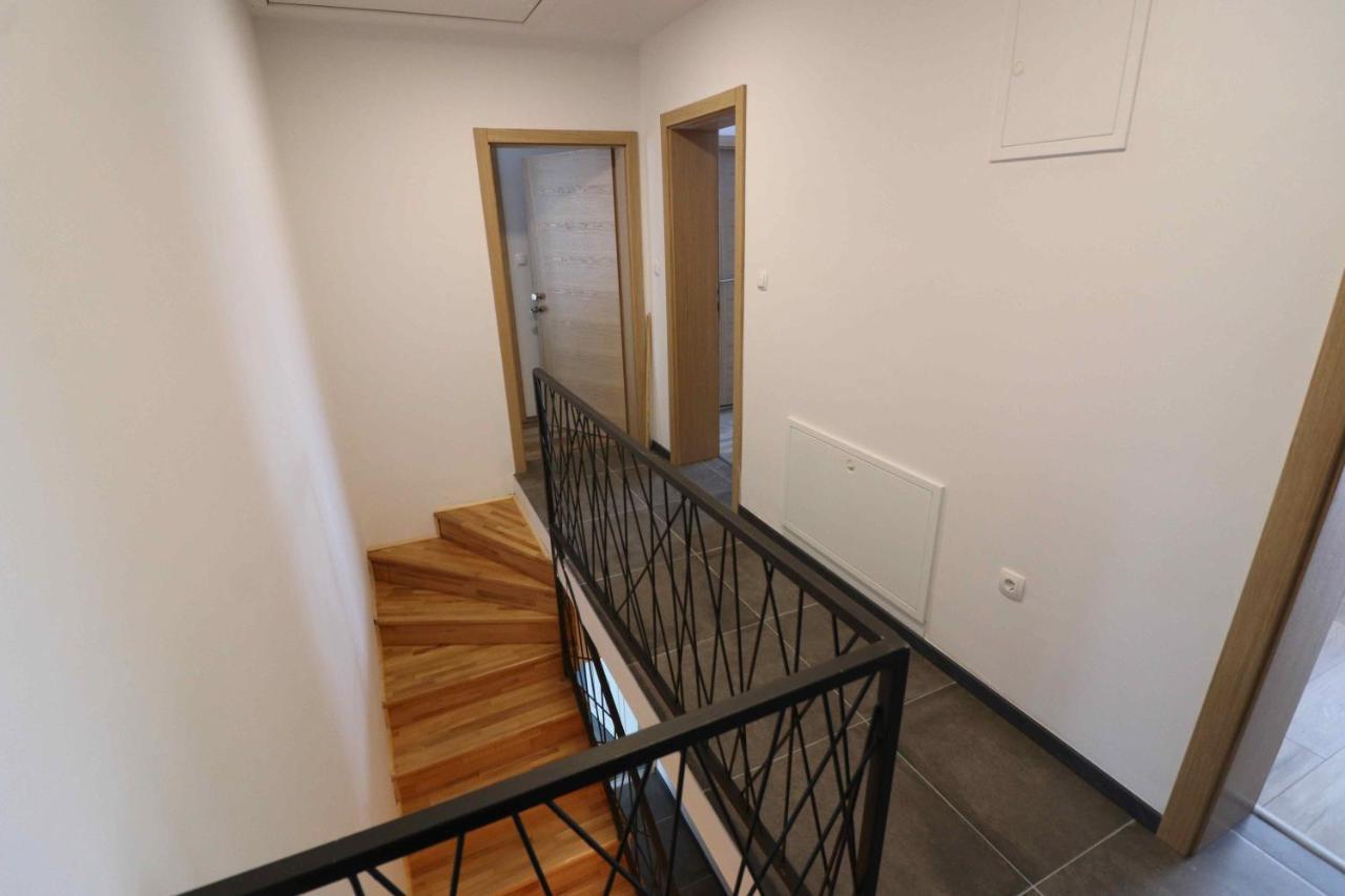 FORUM apartmani i sobe Donji Miholjac Exteriör bild